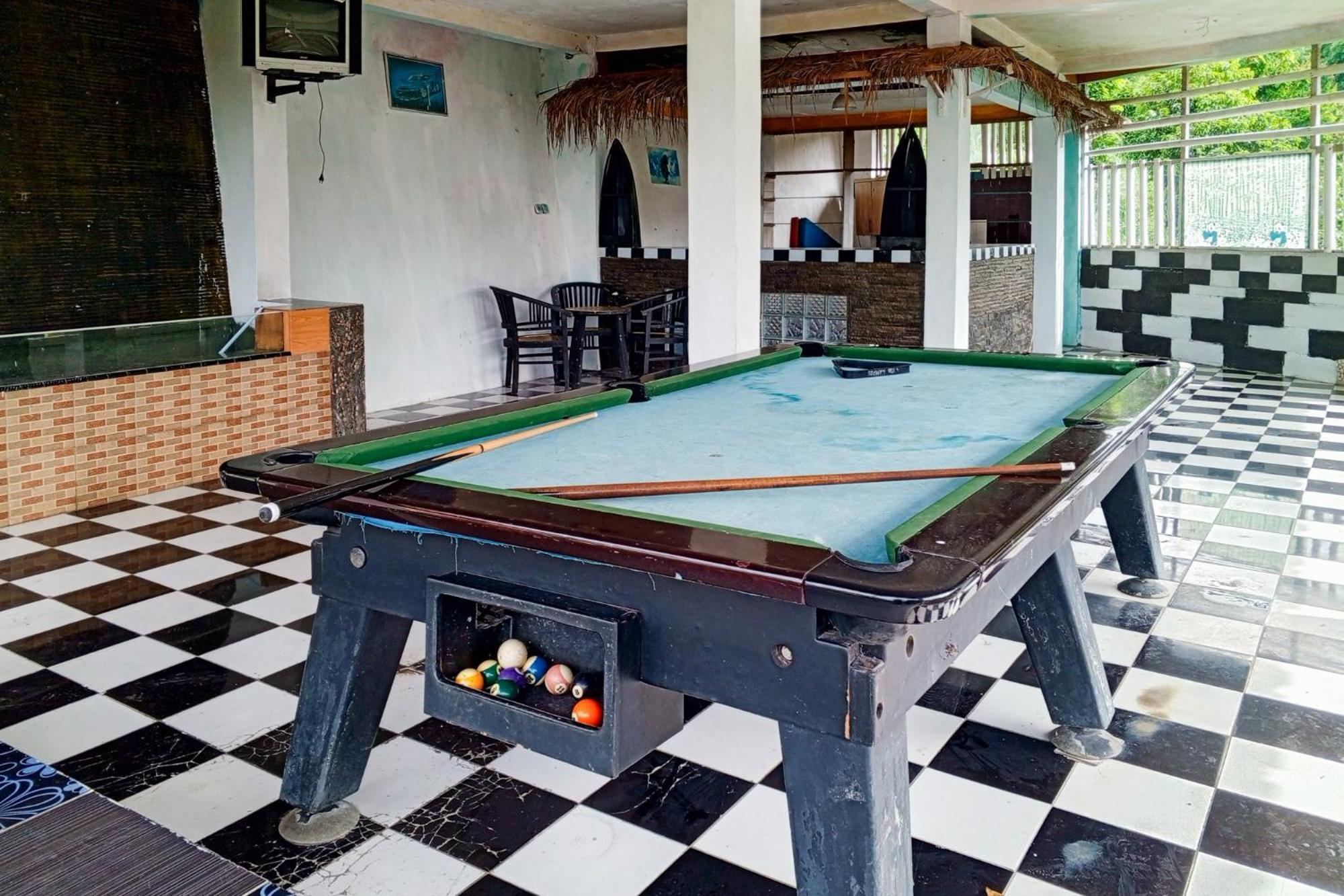 Villa Kampus Near Taman Safari Cisarua Puncak Redpartner Bogor Ngoại thất bức ảnh